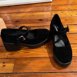 Mary Janes dolls kill